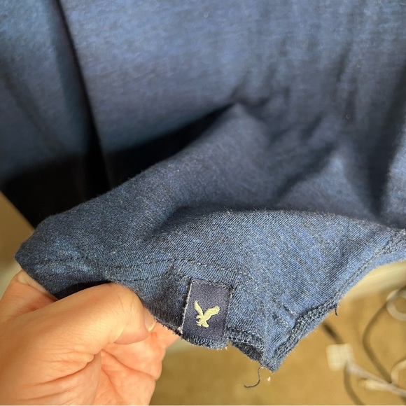 American Eagle Outfitters Active Flex Men’s Top Navy Blue and Gray - Picture 6 of 7